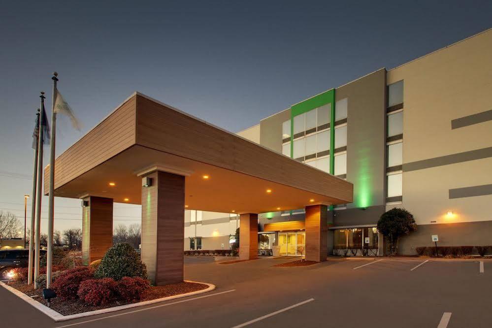 Clarion Pointe Hopkinsville Near The Bruce Convention Center Bagian luar foto