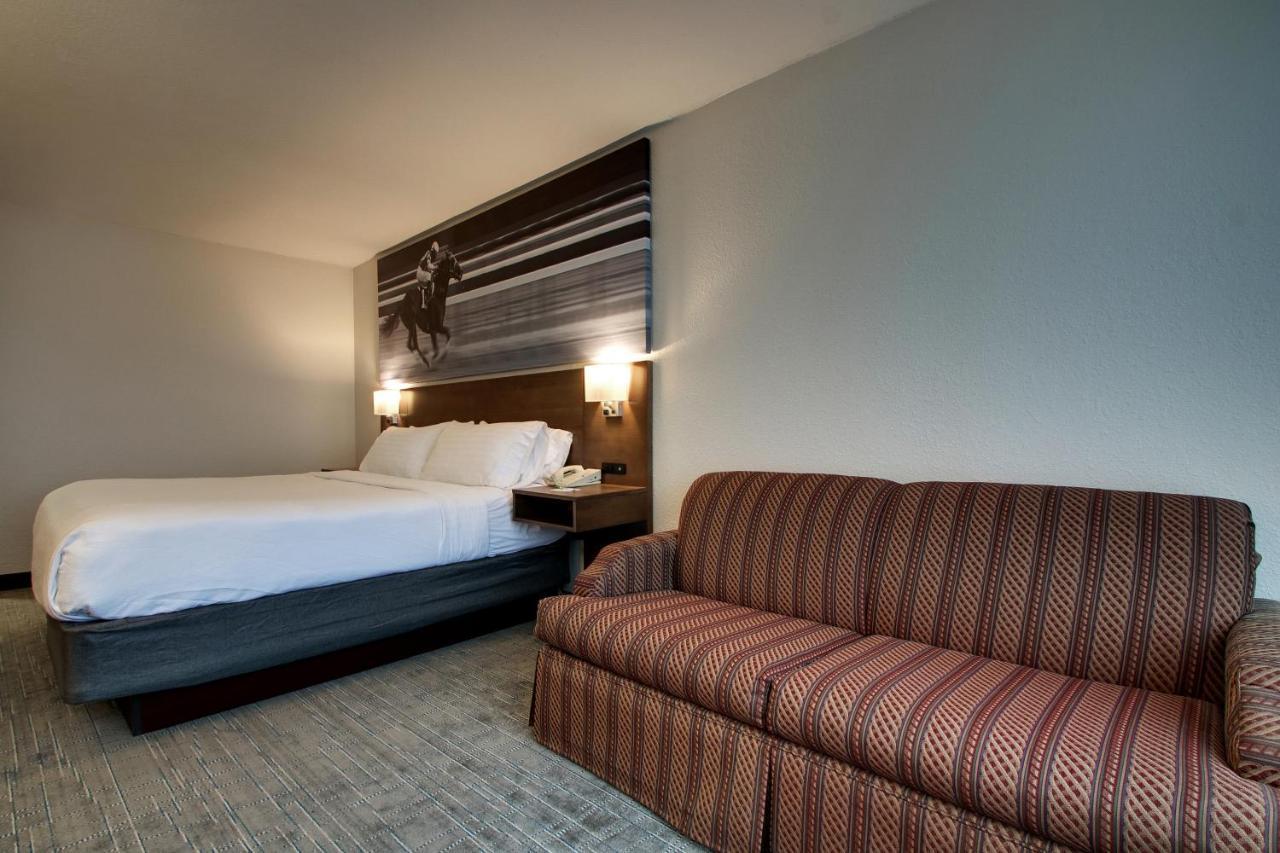 Clarion Pointe Hopkinsville Near The Bruce Convention Center Bagian luar foto